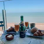 Genieten De Vlaamse Kust Met Prachtig Zeezicht