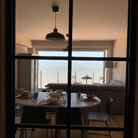 Daire Genieten De Vlaamse Kust Met Prachtig Zeezicht De Haan