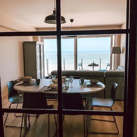 公寓 Genieten De Vlaamse Kust Met Prachtig Zeezicht